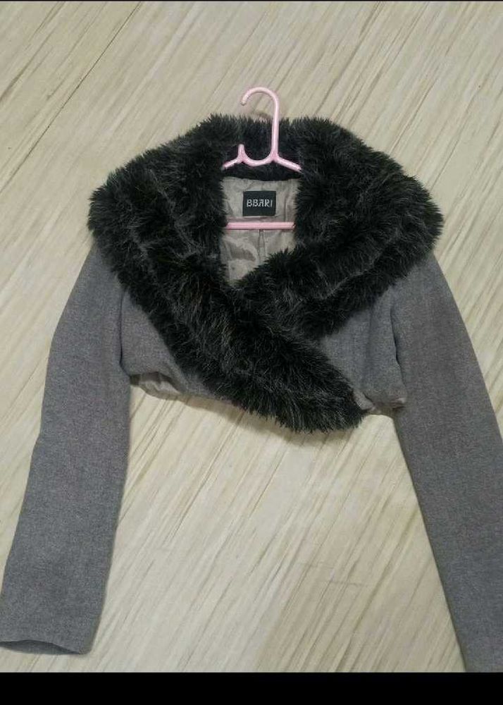 Chic Grey Bolero Jacket with Faux Fur