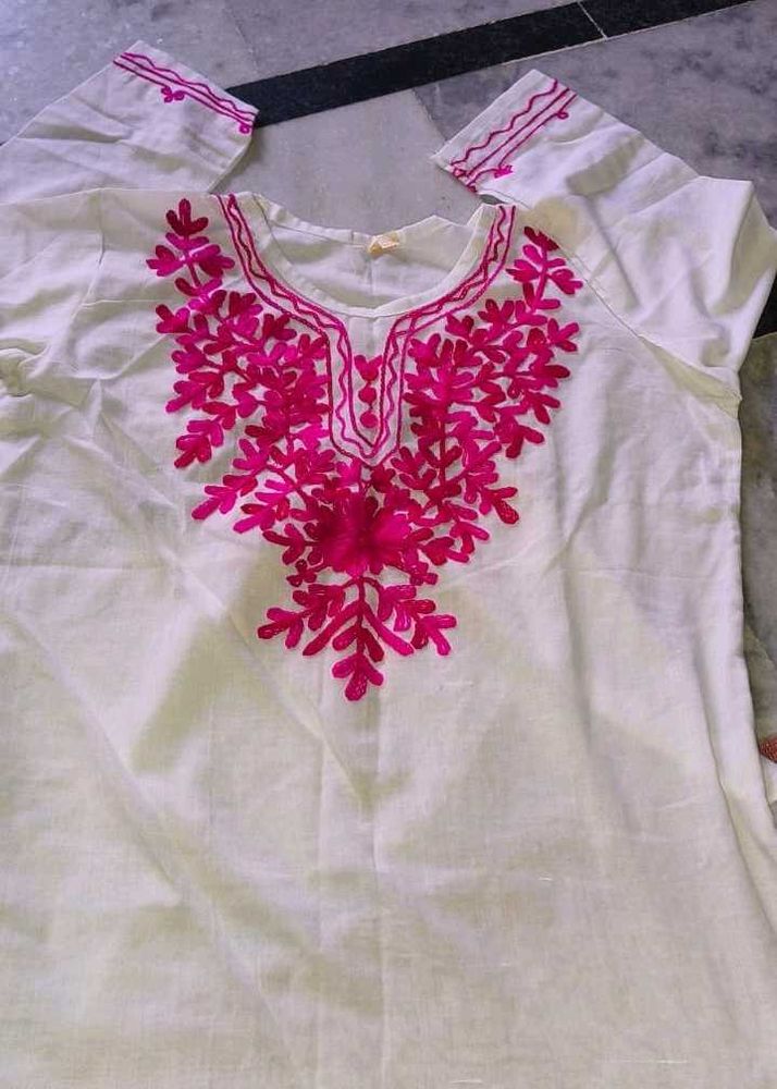 women short kashmiri kurti
