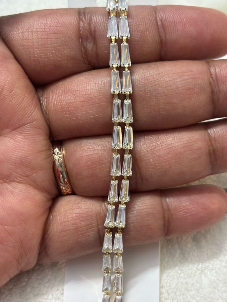 Elegant Crystal &amp; Gold Bracelet