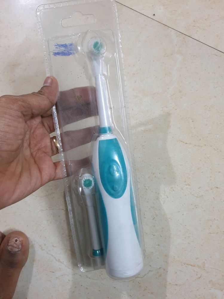 ELECTRIC TOOTHBRUSH