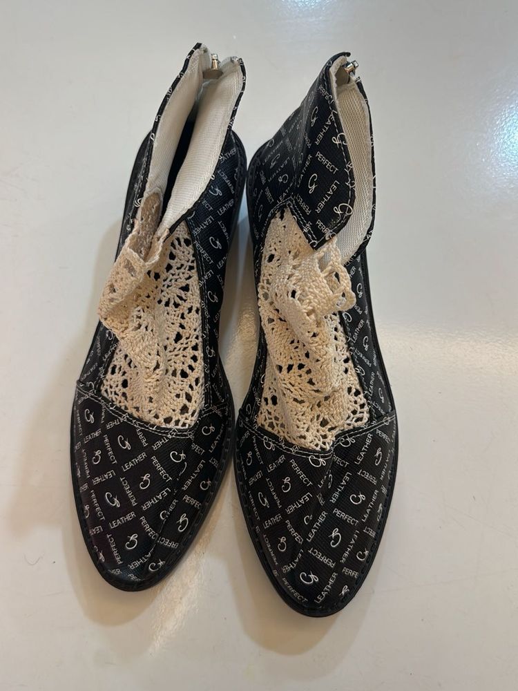 Stylish Black Lace Accent Heels