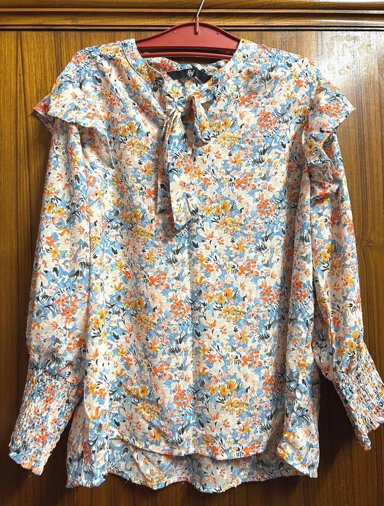 Floral Print Tie Neck Blouse