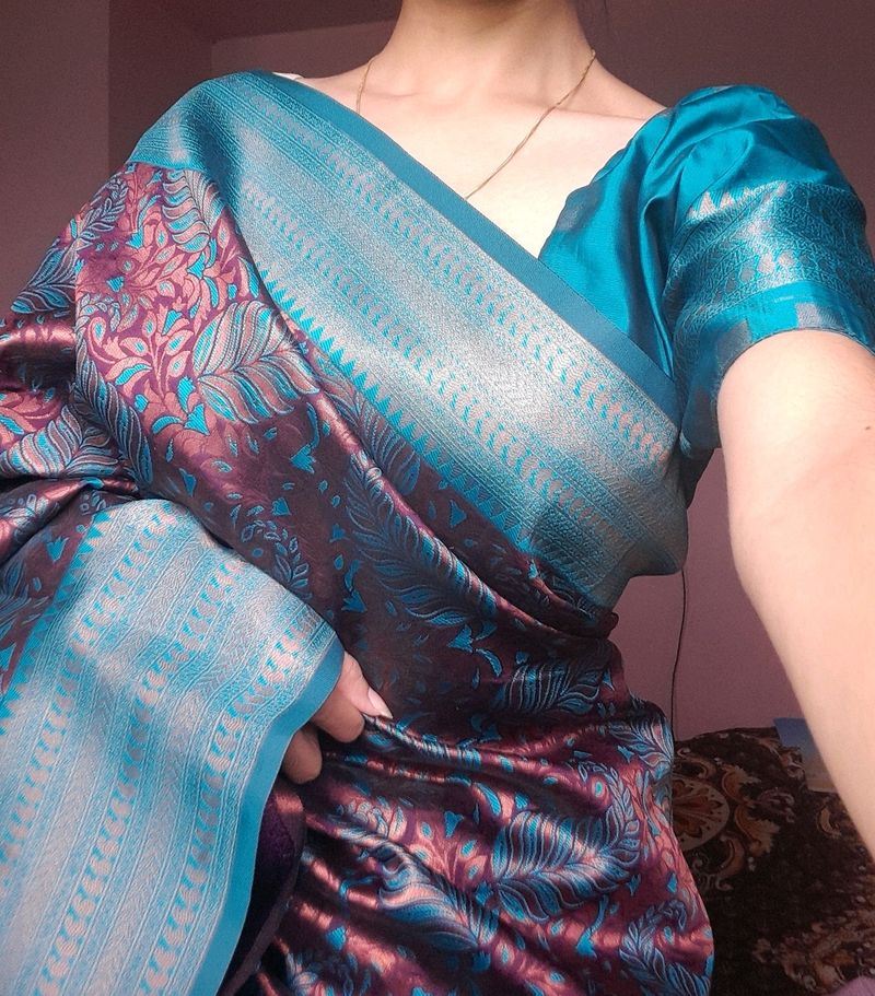 Silk Saree With Copper Zari Work✨️
