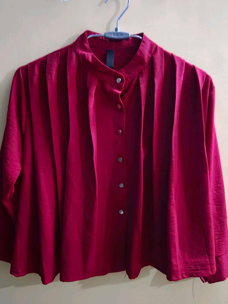 Elegant maroon crop shirt