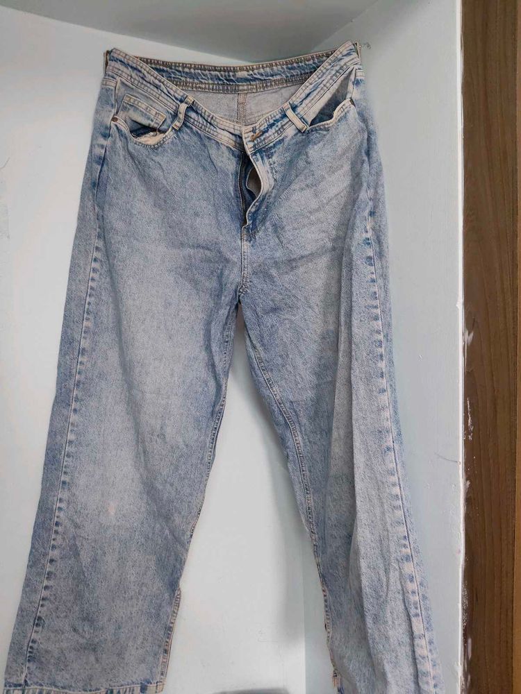 Light Wash Wide Leg Jeans