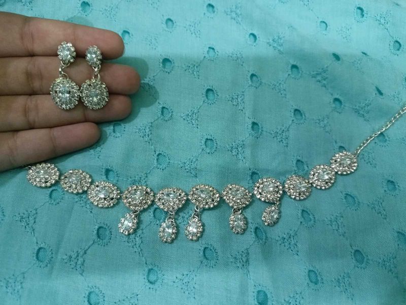 Diamond Sparkle Necklace