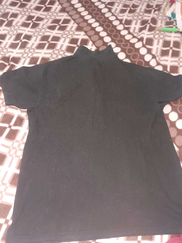 Black High Neck Tee