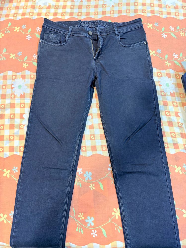 Numero Uno branded mens size 32 blue Denim Jeans