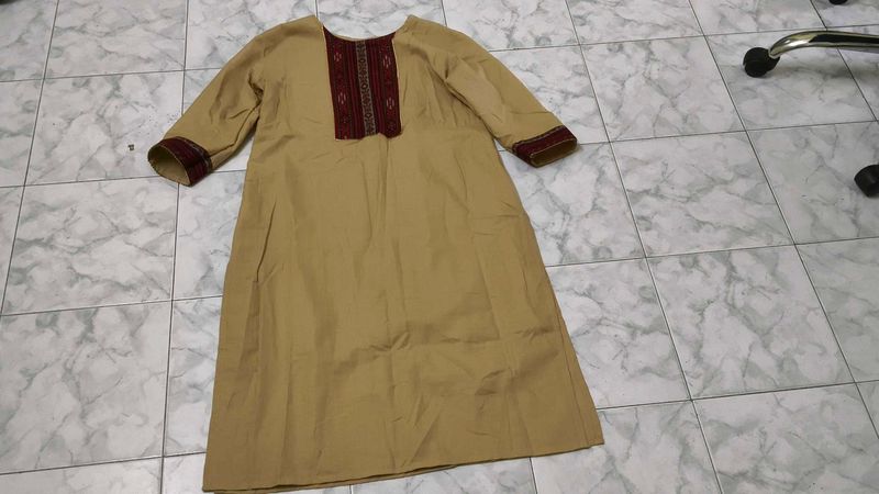 Elegant Embroidered Kurta