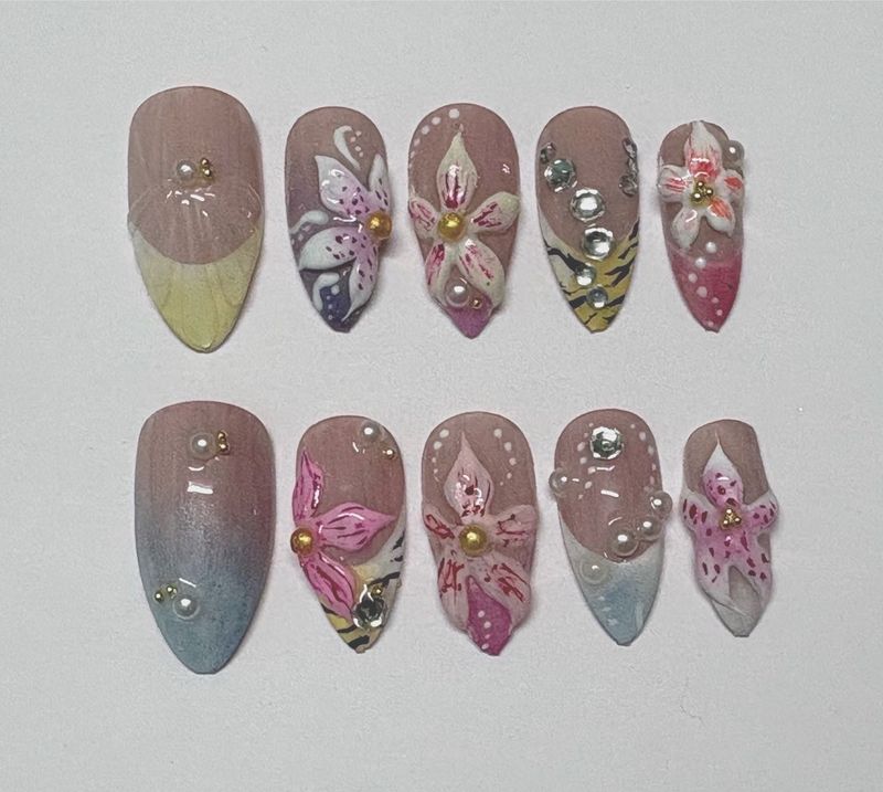 Custom Floral Press-On Nails