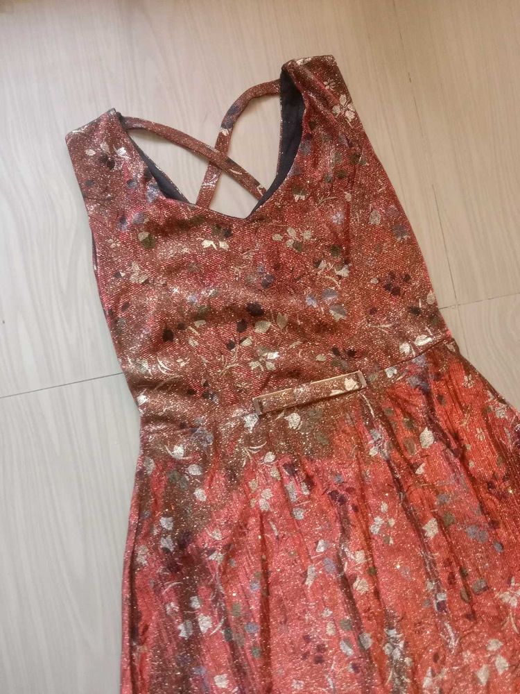 Prettiest Shimmery Gown From Pretty Women 🧡✨💅