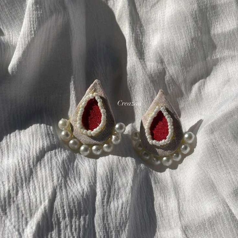 Handmade Pearl &amp; Red Stone Earrings❤️