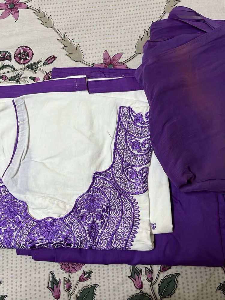 Elegant Purple &amp; White Kurta Set