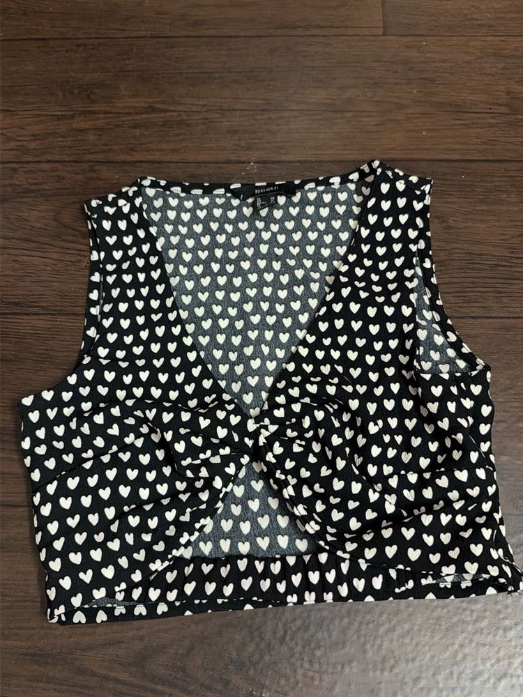 Cute Heart Print Cropped Top