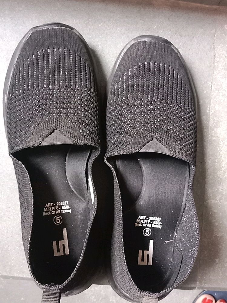 Casual Shoes not used.