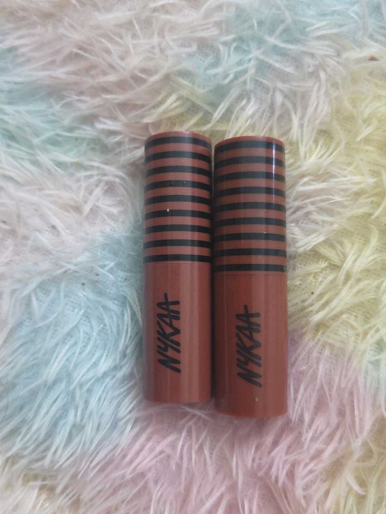 Nykaa Lipstick (2 pcs)