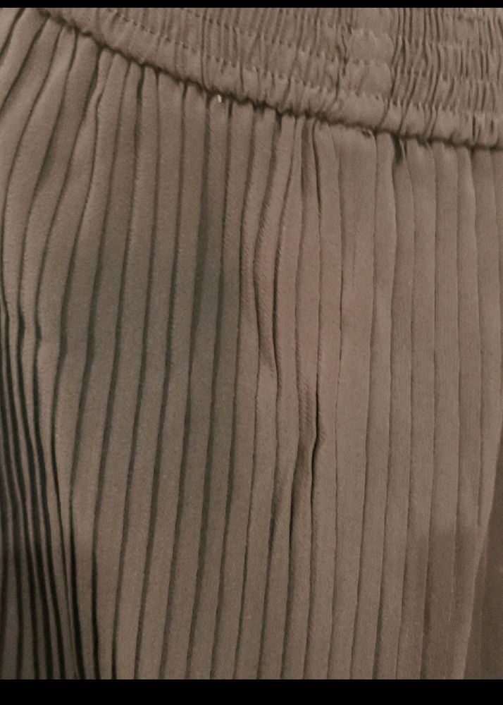 Brown Pleated Stretchable Skirt