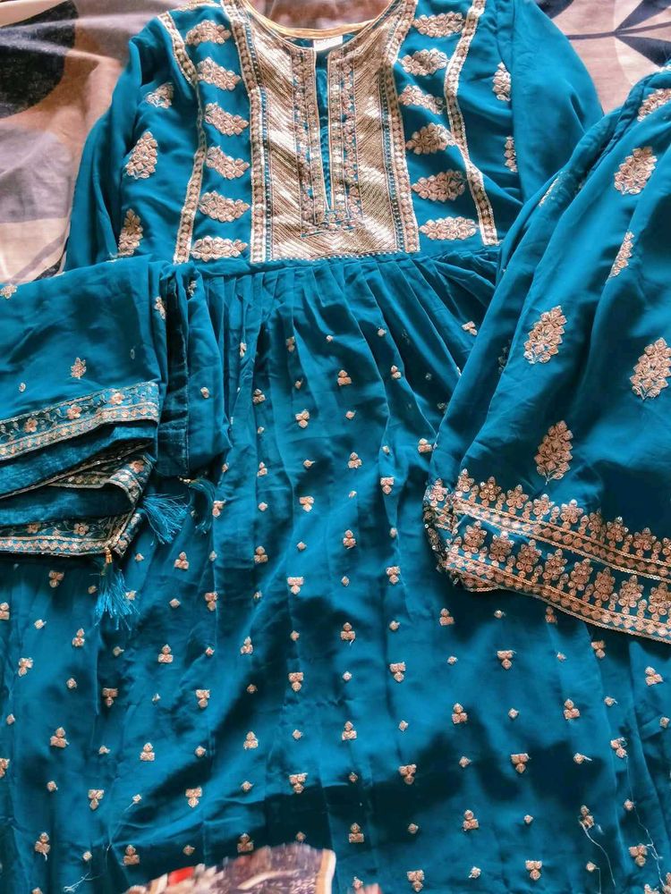 Beautiful embroidery kurta and garara