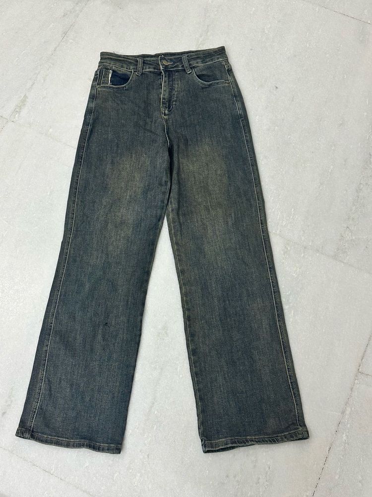 Women's straight leg Denim Jeans