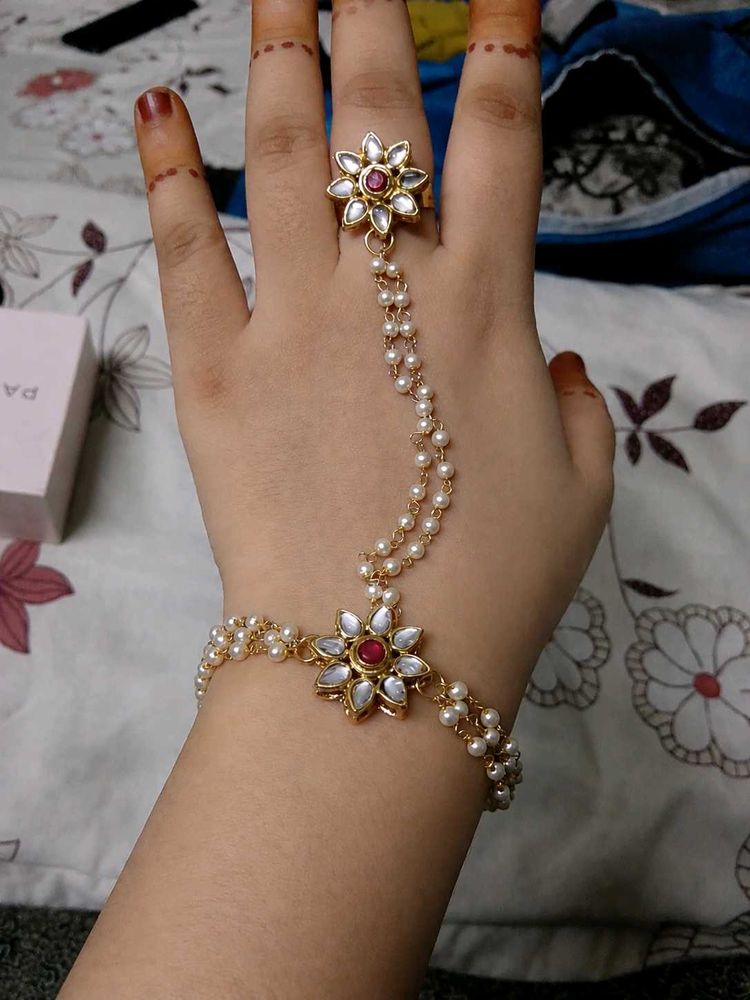 Elegant Hand Harness with Pearls