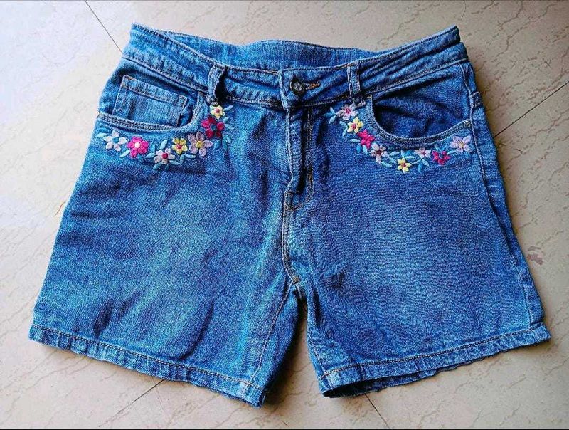 Max Embroidered Blue Denim Shorts
