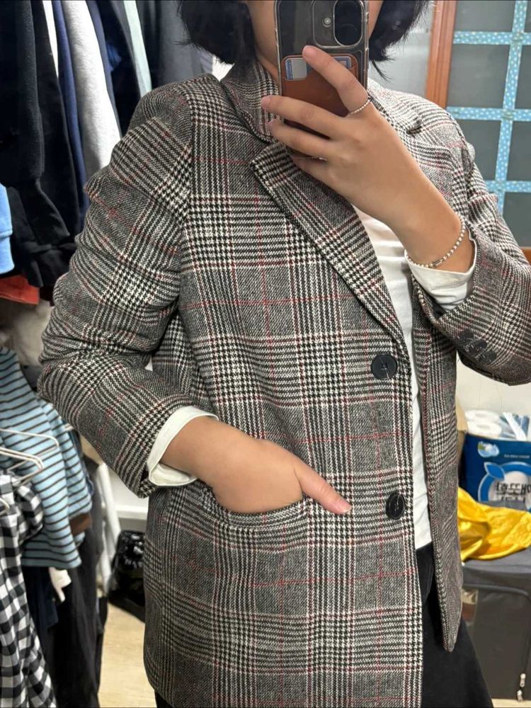 Plaid Blazer - Classic Style