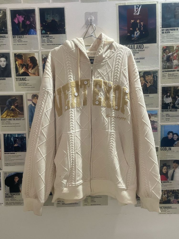 kawaii sweater 🧸