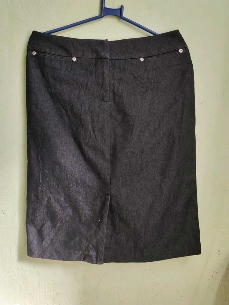 Classic Gray Pencil Skirt