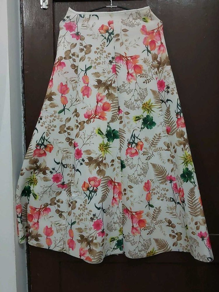3D Design Long Skirt