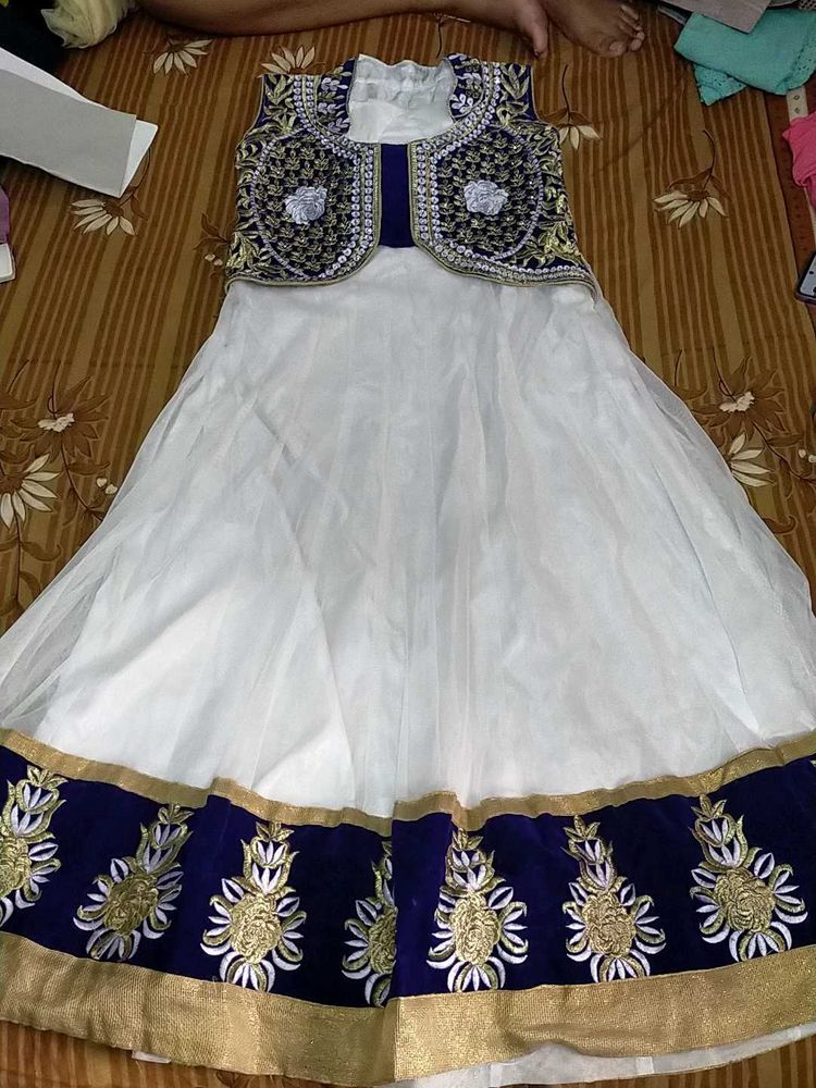 Elegant White &amp; Blue Embroidered Gown