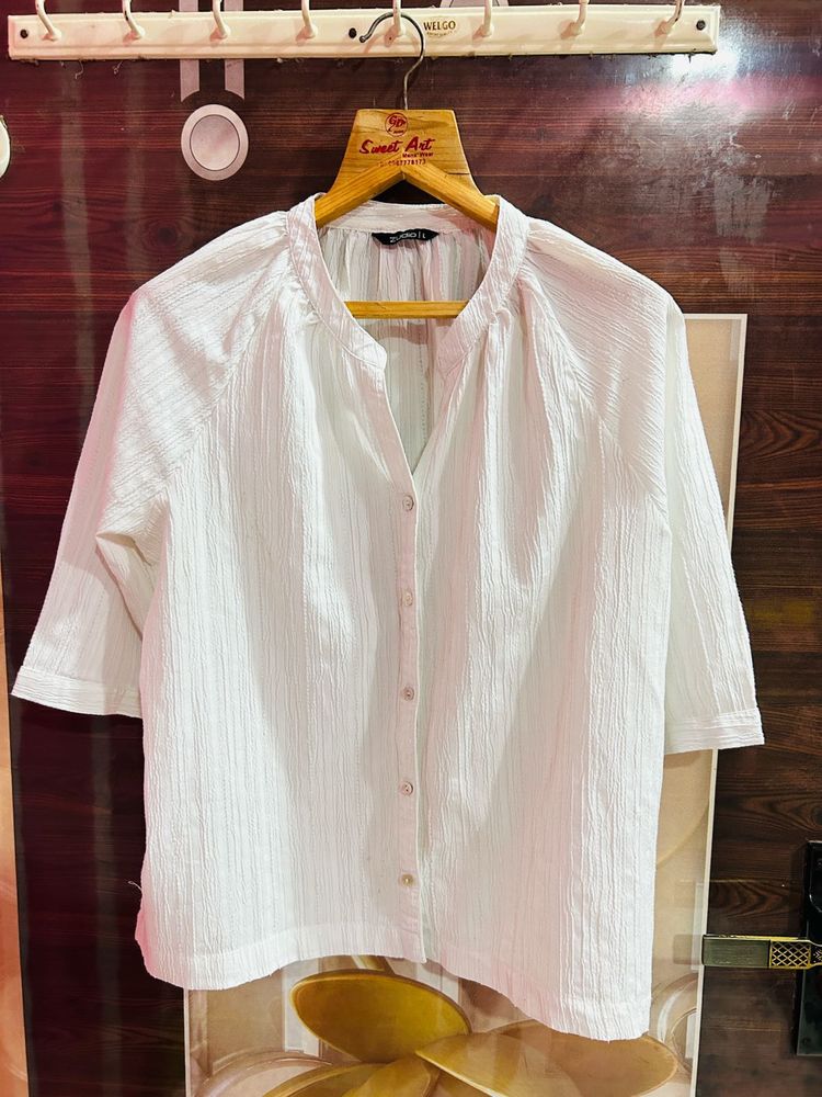 Women's White Textured Button-Up Top