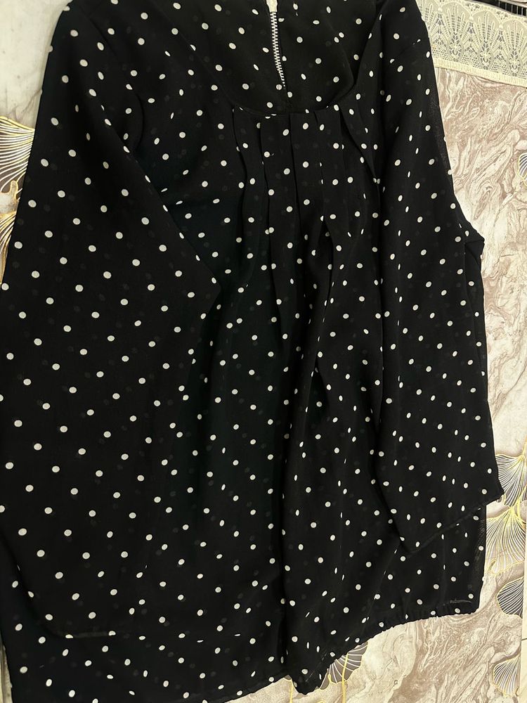 Chic Polka Dot top