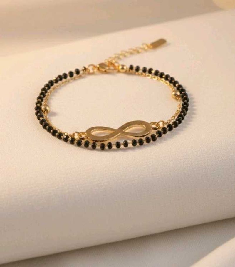 Elegant Infinity Bracelet