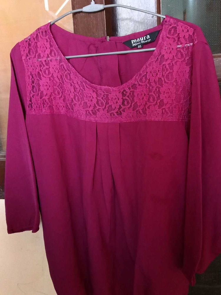 Elegant Lace Neckline Top