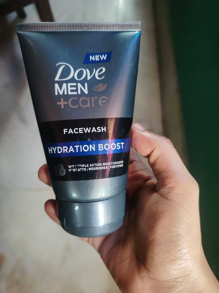 Dove Men+Care Hydration Boost Facewash