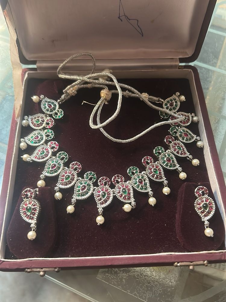 silver lookalike kundan Set