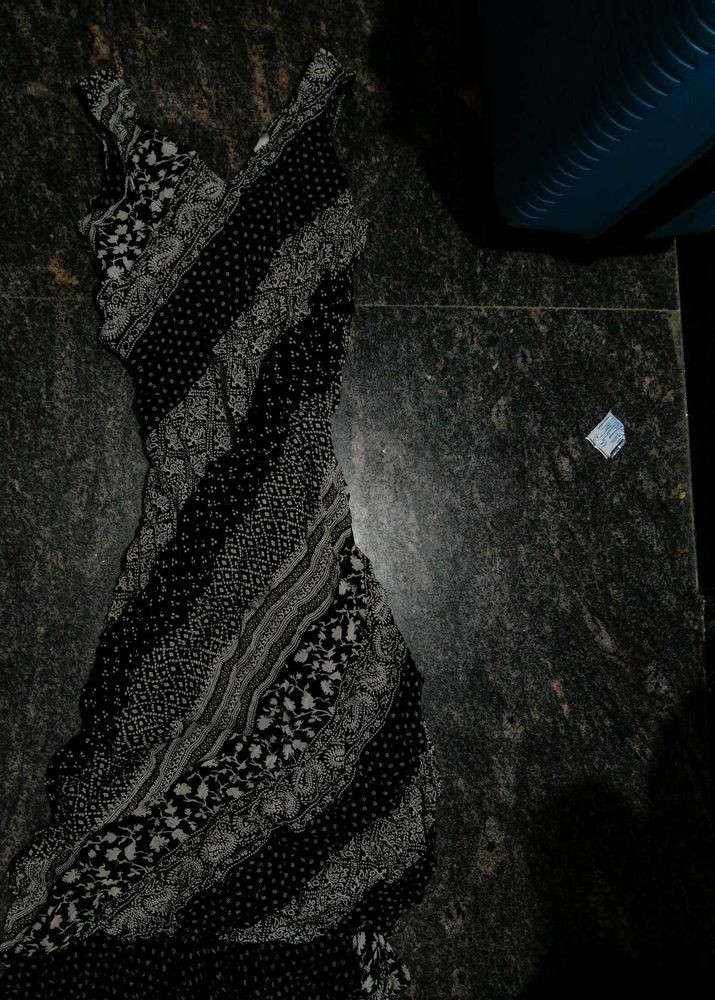 VINTAGE BLACK MAXI DRESS