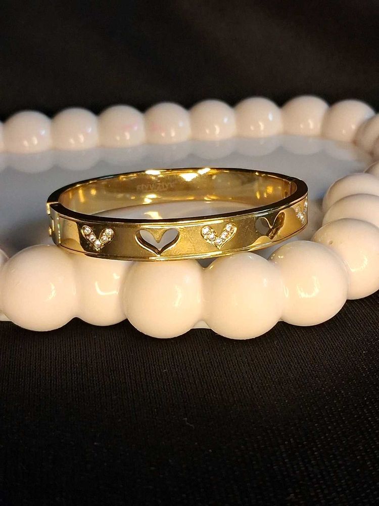 Anti Tarnish Gold Heart Charm Bracelet