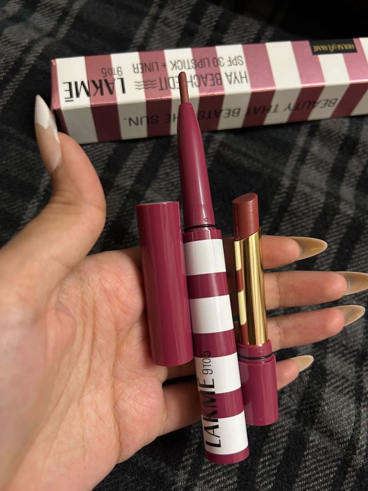 Lakme Lipstick and Liner Duo