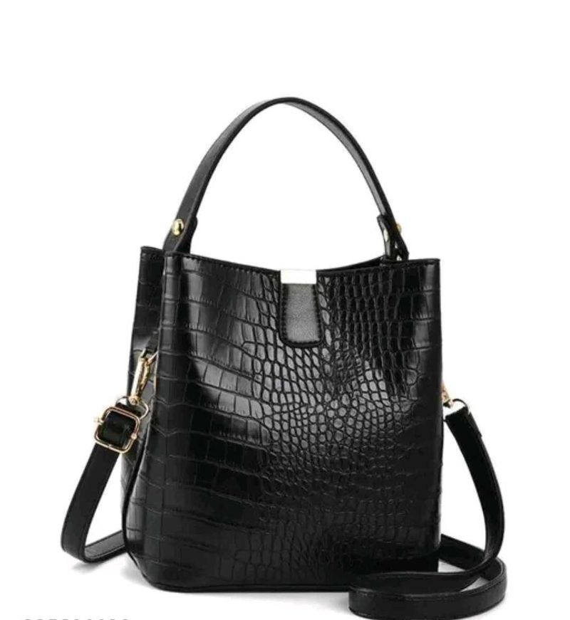 Chic Black Croc Embossed Bucket Bag