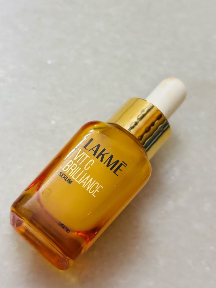 Lakme Vit C Brilliance Serum