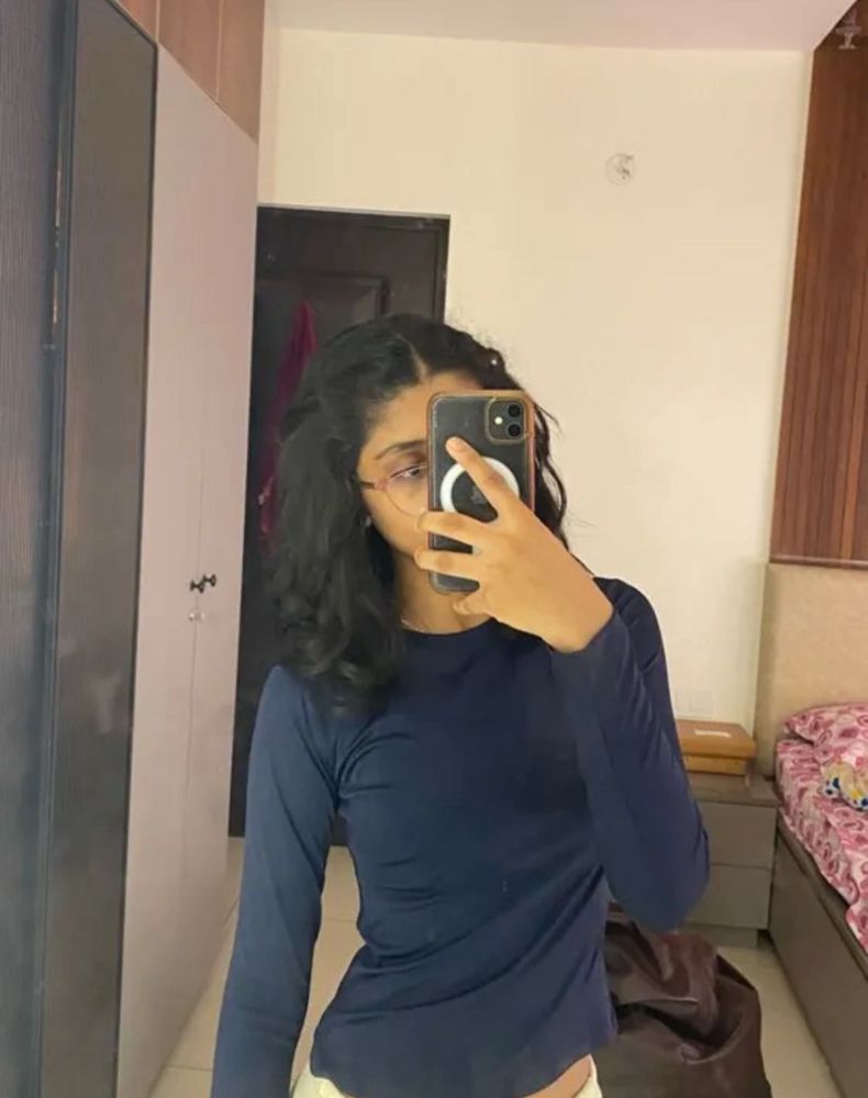 Newme long sleeve top🍒