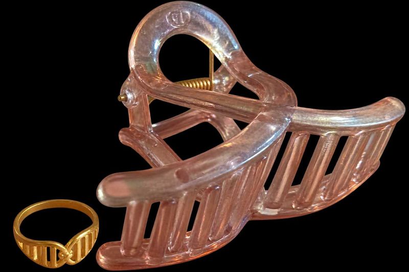 Chic Claw Clip and Ring Set