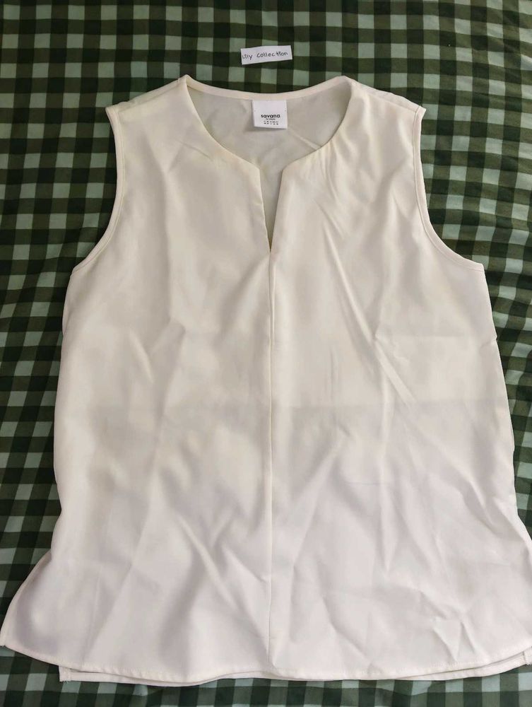 SALE❗Simple Sleeveless Cream Top