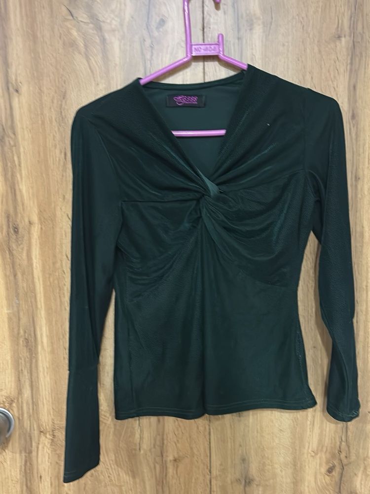 Stylish Green Twist Front Top