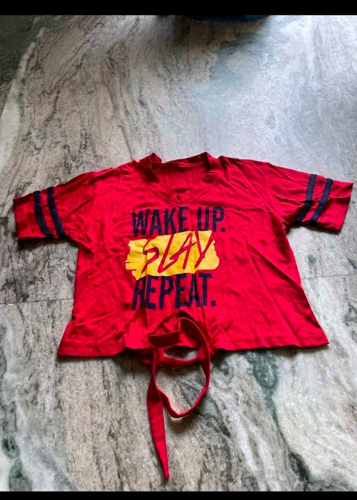 Graphic Print Crop Top
