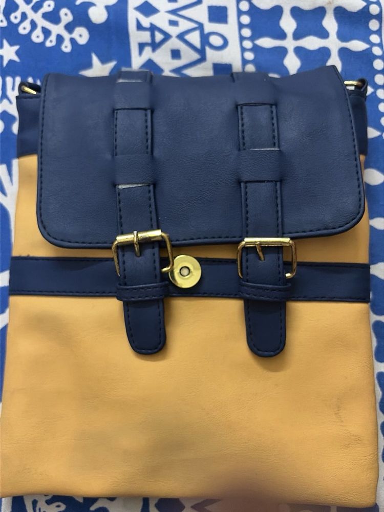 Stylish Two-Tone Crossbody Bag