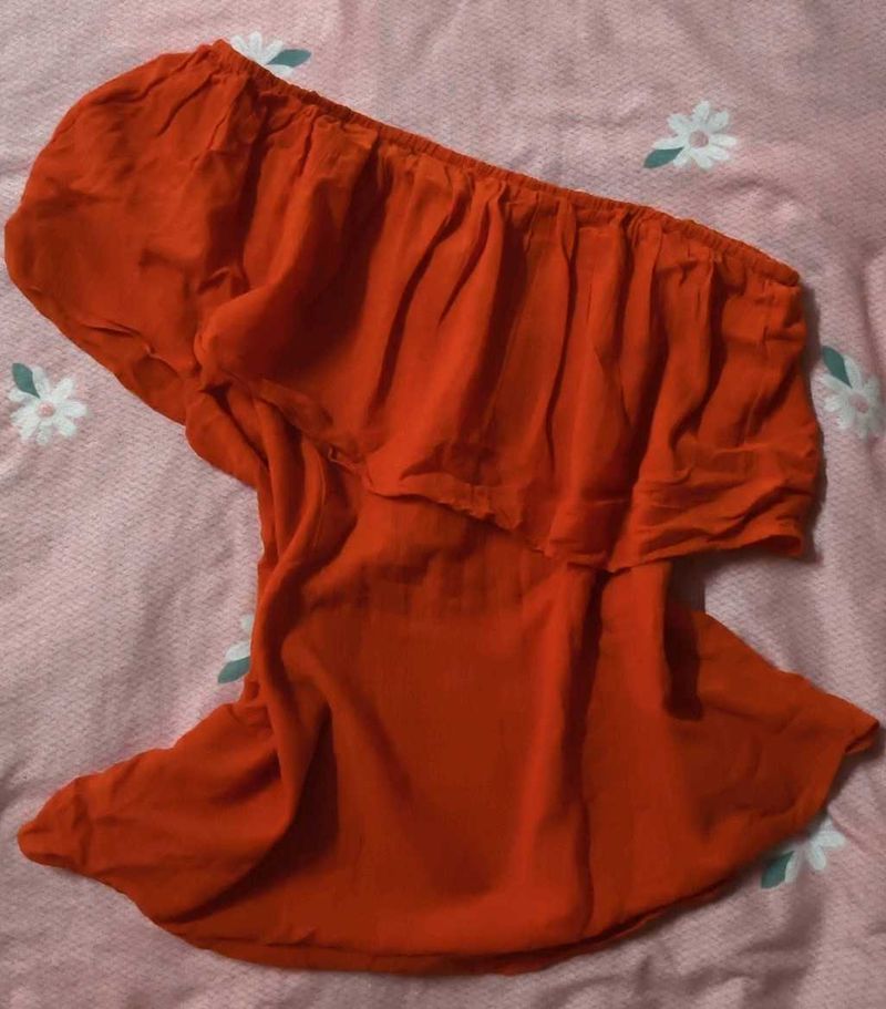 H&amp;M One-Shoulder Ruffle Top