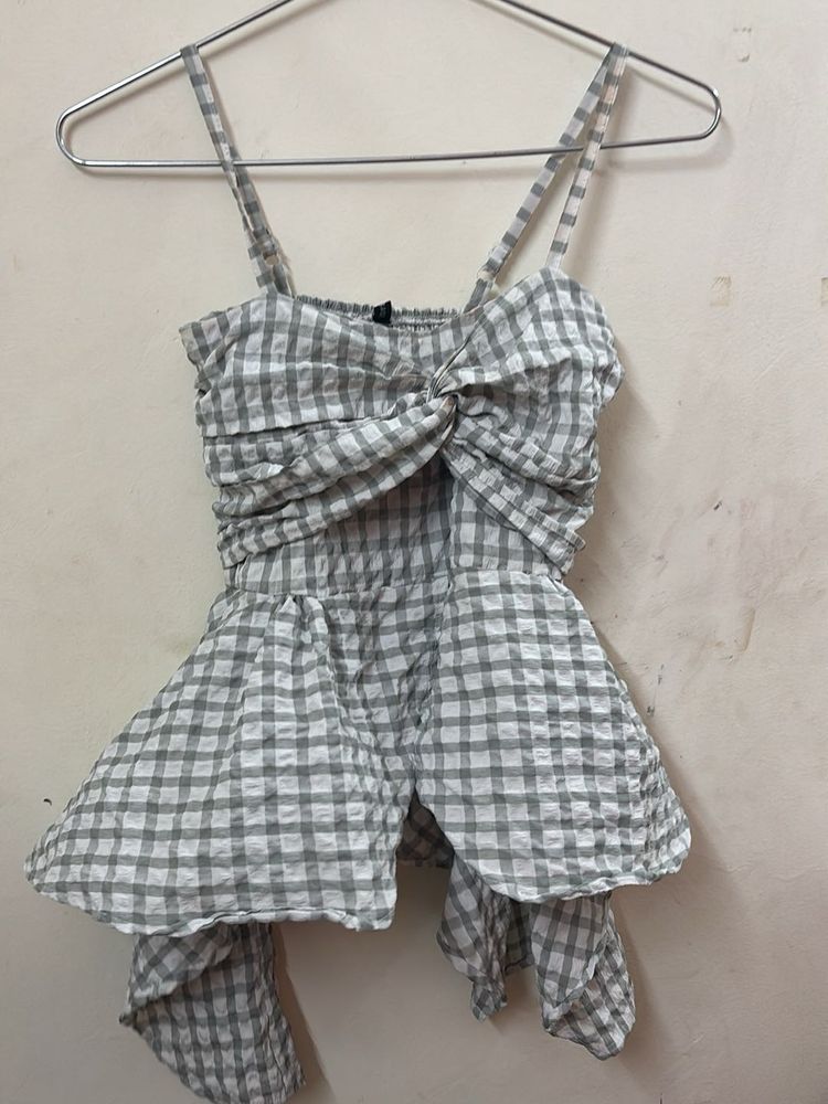 Chic Gingham Twist Front Top