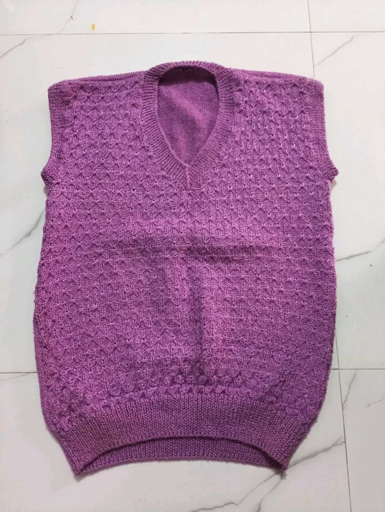 men's Lavender Knit V-Neck Vest